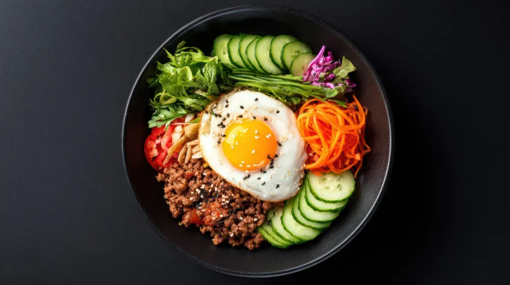 บิบิมบับ วิธีทําสำหรับมือใหม่ ทำเองยุ่งยากไหม? หรือกินที่ร้านดี?