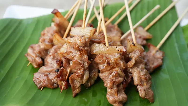 ขายหมูปิ้ง ขายหมูปิ้ง