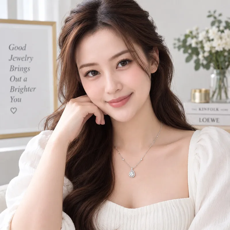 เลือกสร้อยคอผู้หญิงตามรูปหน้าอย่างไร? เทคนิคเลือกให้เข้ากับตนเอง