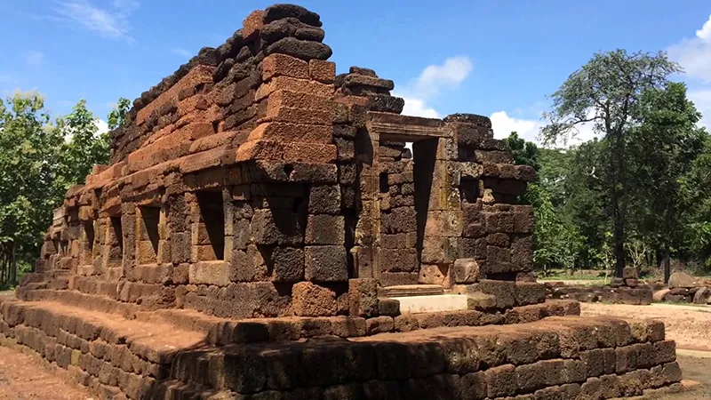 ที่เที่ยวบุรีรัมย์ในเมือง ธรรมชาติ ภูเขา น้ำตก อ่างเก็บน้ำ ที่เที่ยวบุรีรัมย์ในเมือง ธรรมชาติ ภูเขา น้ำตก อ่างเก็บน้ำ