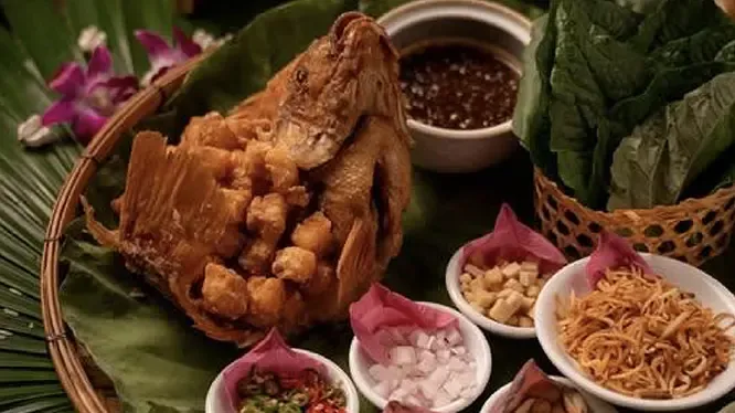 ห้องอาหารไทย ศาลาทิพย์ ห้องอาหารไทย ศาลาทิพย์