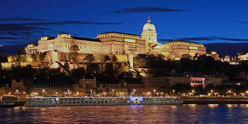แนะนำที่เที่ยว : Budapest, Hungary