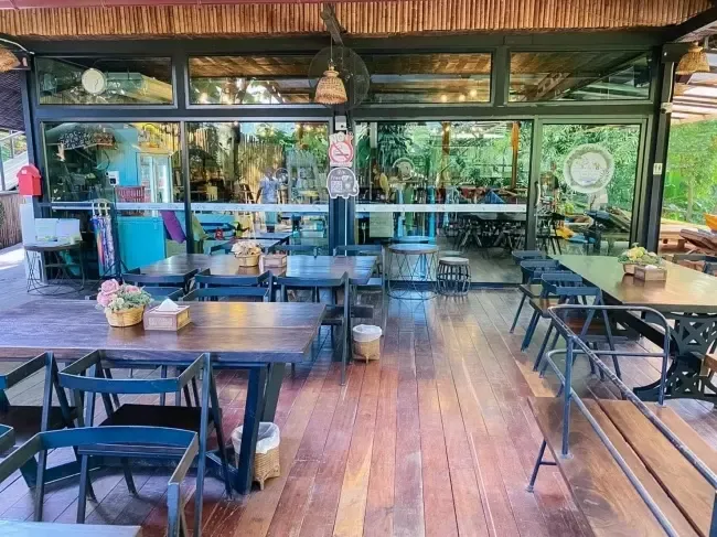 คาเฟ่ Jungle De Cafe Kuet Chang เชียงใหม่