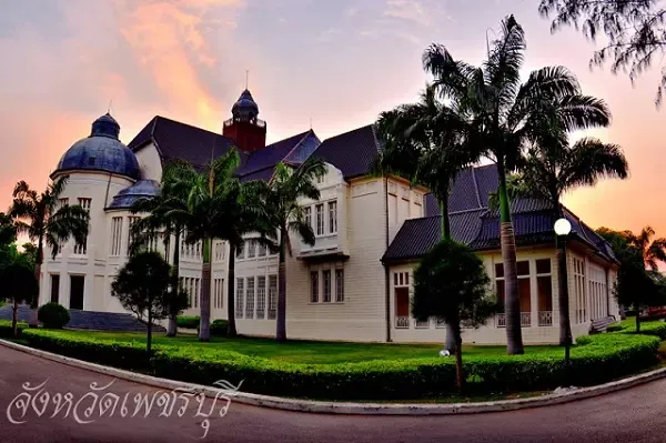สิ่งปลูกสร้างแบบตะวันตก พระราชวังบ้านปืน