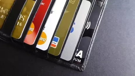 ซื้อสินค้าด้วยบัตรเครดิต