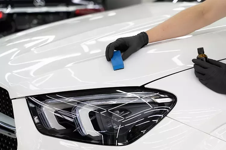 การใช้ครีมหรือน้ำยาลบคราบสกปรกหรือรอยขีดขูดเป็นสิ่งที่ใครก็ทำได้ การใช้ครีมหรือน้ำยาลบคราบสกปรกหรือรอยขีดขูดเป็นสิ่งที่ใครก็ทำได้