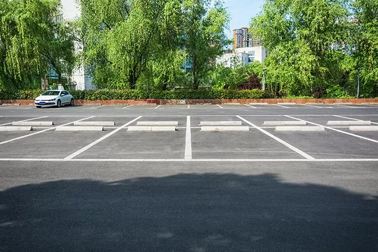 การจอดรถตากแดดเป็นประจำ ส่งผลเสียต่อสีรถโดยตรง การจอดรถตากแดดเป็นประจำ ส่งผลเสียต่อสีรถโดยตรง