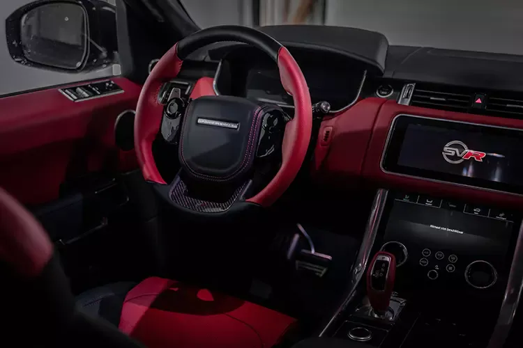 พวงมาลัยสีแดงสลับสีดำ พวงมาลัยสีแดงสลับสีดำ