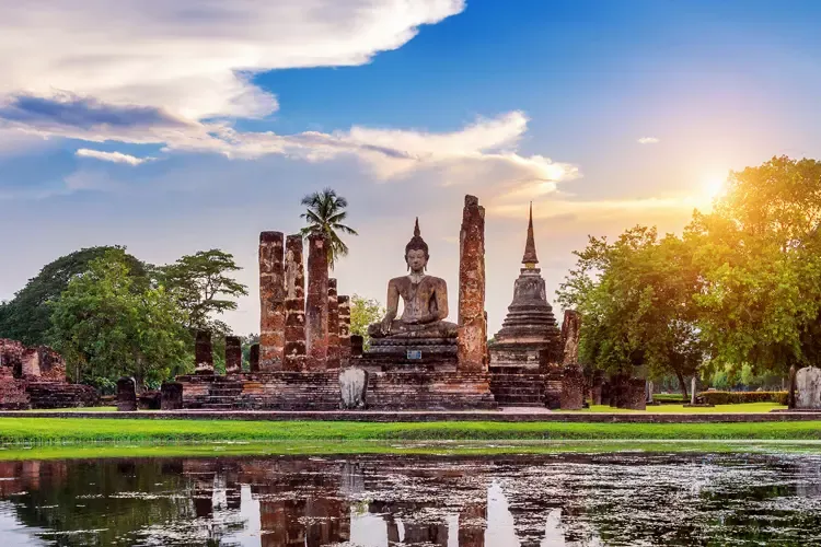 วัดมหาธาตุ โบราณสถานอันสวยงามที่น่าไปเยือน วัดมหาธาตุ โบราณสถานอันสวยงามที่น่าไปเยือน