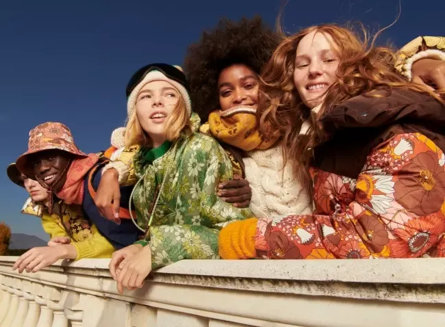 เสื้อกันหนาว Zara 