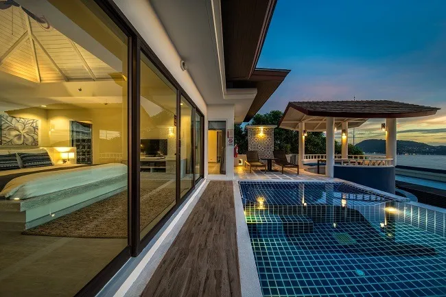 ห้องพักริมทะเลโรงแรม Andamantra Resort and Villa Phuket