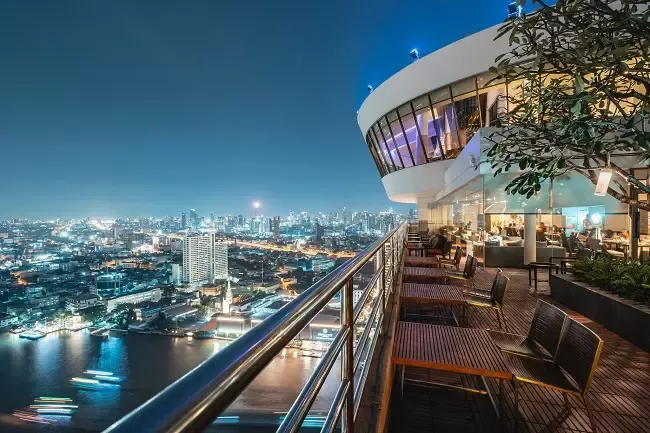 โรงแรมมิลเลนเนียม ฮิลตัน บางกอก