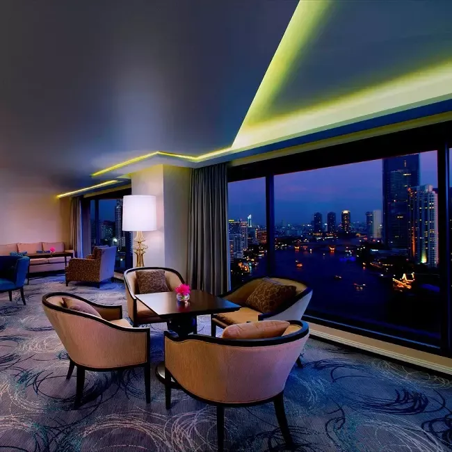 โรงแรมรอยัล ออคิด เชอราตัน โฮเทล แอนด์ ทาวเวอร์