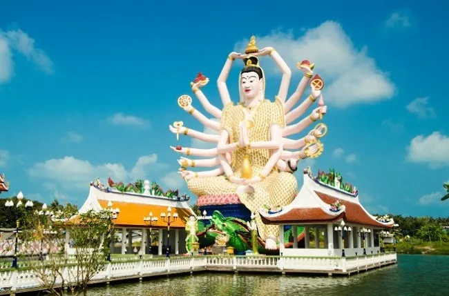 เจ้าแม่กวนอิมพันมือที่วัดปลายแหลม