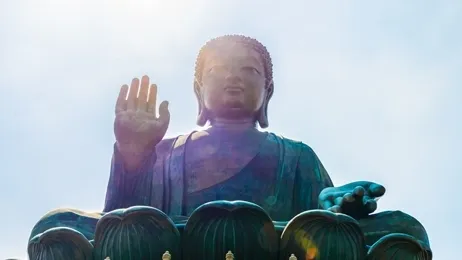 พระพุทธรูปใหญ่