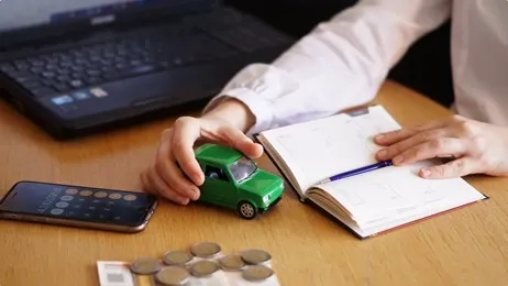 คนจับรถของเล่น