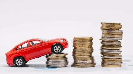 รถขับบนกองเหรียญ