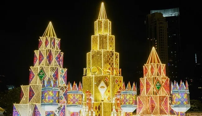 ต้นคริสต์มาสไอคอนสยาม