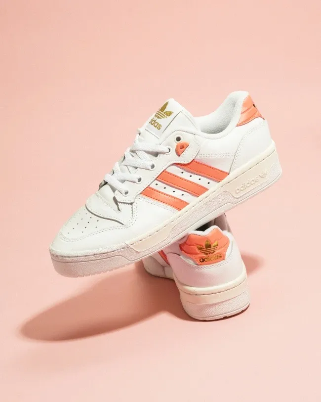 รองเท้า Adidas Rivalry Low Sneakers รองเท้า Adidas Rivalry Low Sneakers