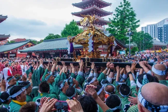 เทศกาลคันดะมัตสึริ