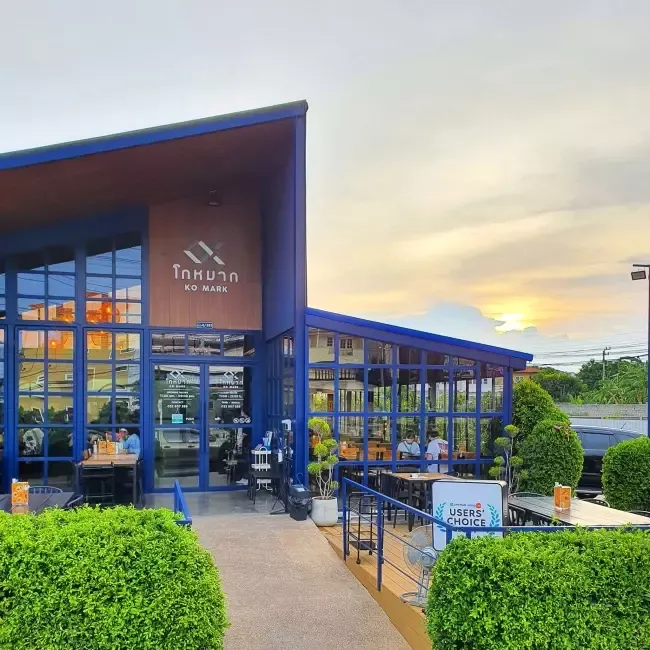 ร้านอาหารทะเลพื้นบ้าน