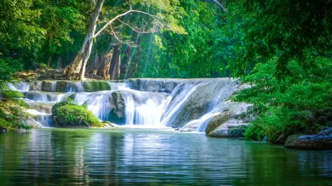 น้ำตกมวกเหล็ก