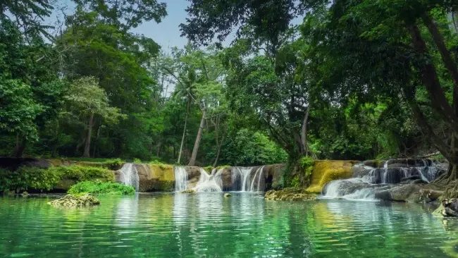 น้ำตกเจ็ดสาวน้อย