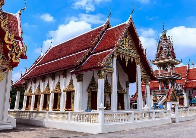 โบถส์ในวัดใหญ่สว่างอารมณ์