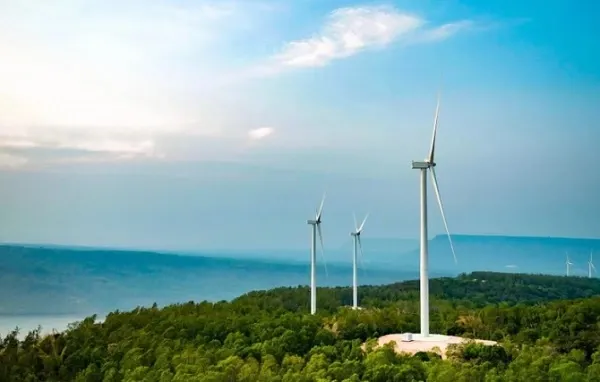 เขายายเที่ยง