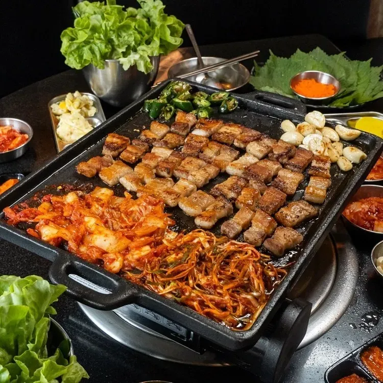 ร้าน Nice Two Meat U ร้าน Nice Two Meat U