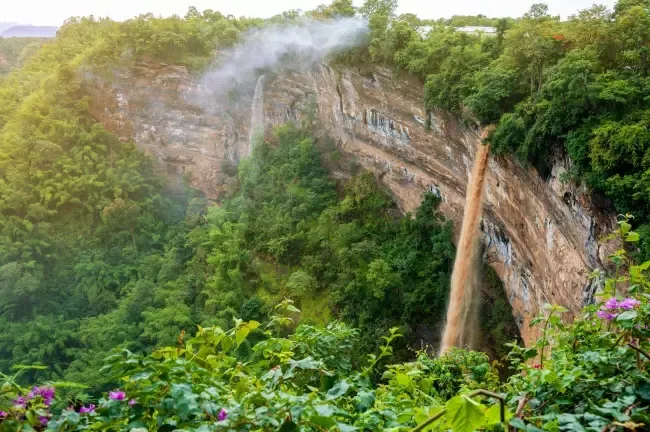 อุทยานแห่งชาติน้ำหนาว