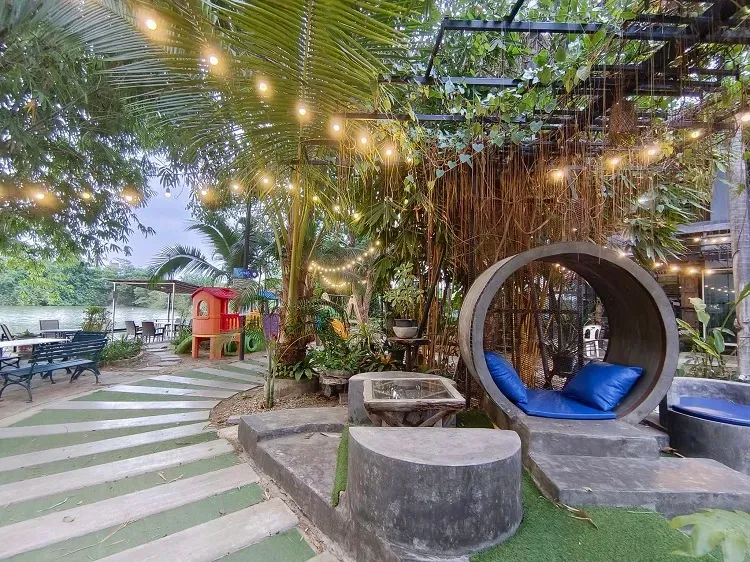 Aliv Cafe&Bar Brasseries