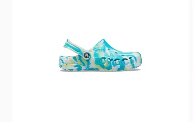 รองเท้า Crocs ลายสีฟ้าขาว