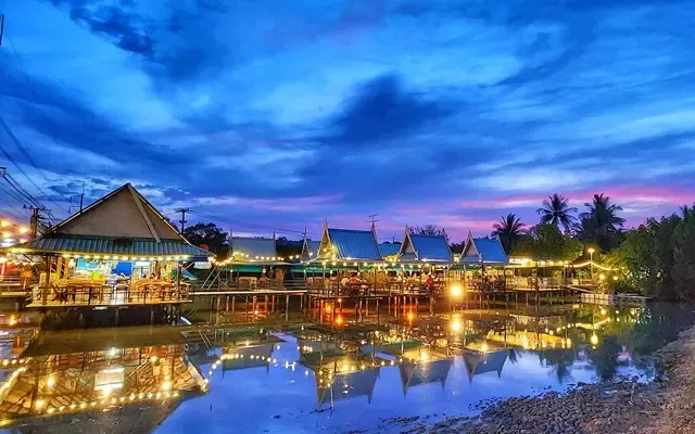 ร้านครัวริมทางกลางบ่อ แม่กลอง