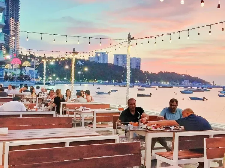 ร้านนางนวล