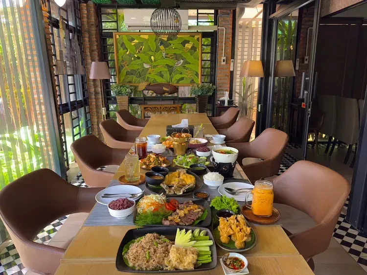 ร้าน Palm Cuisine ร้าน Palm Cuisine