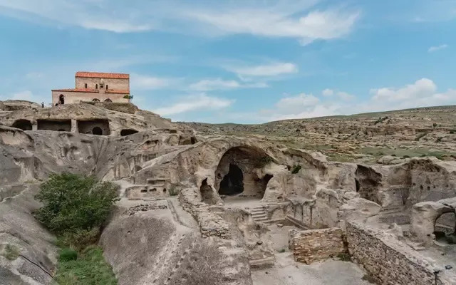 อุพลิสชิเค (Uplistsikhe)