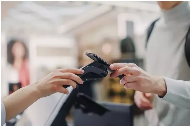 ชำระค่าสินค้าผ่านสมาร์ทโฟน