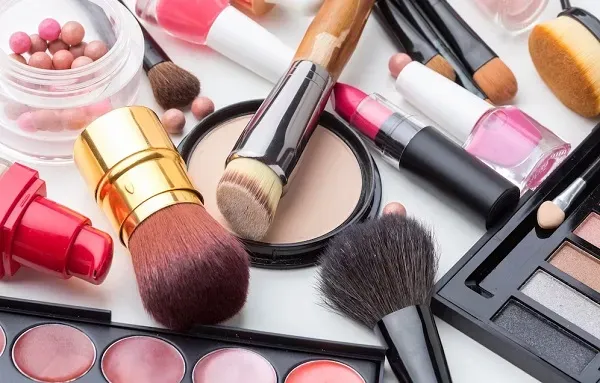 เครื่องสำอาง