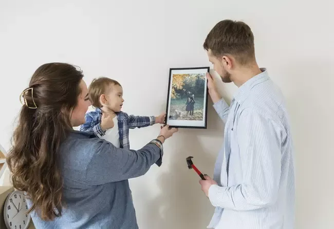 ครอบครัวติดกรอบรูป