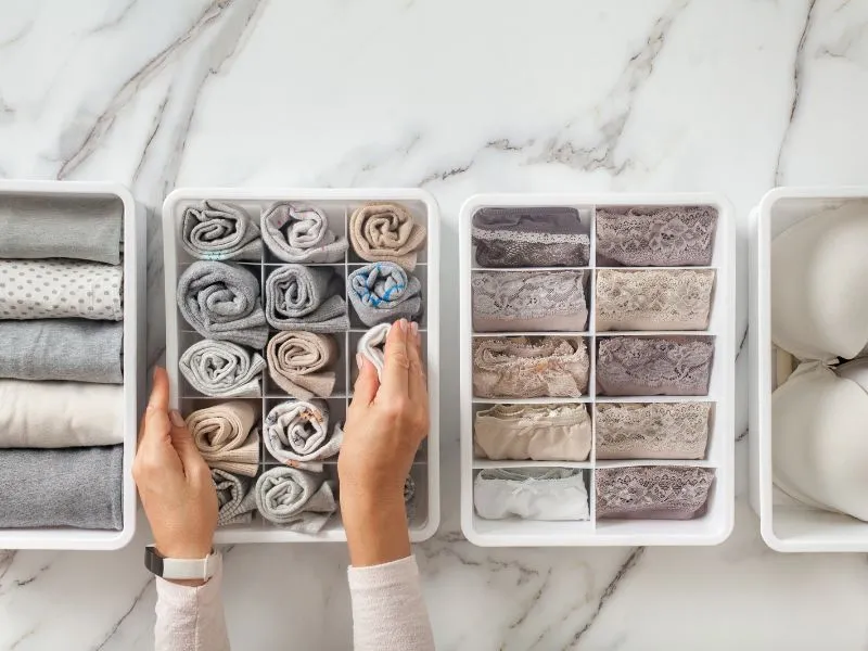 จัดเก็บสิ่งของ