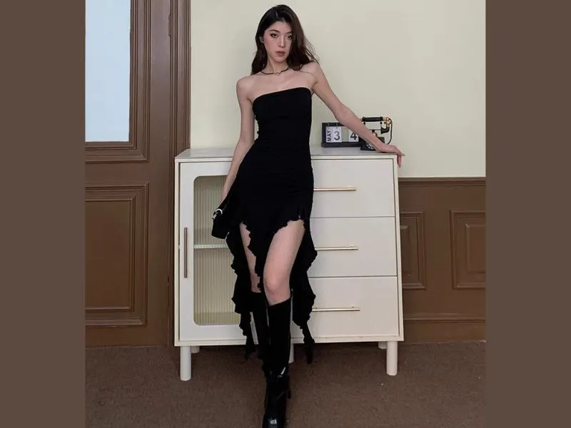 ชุดไปเที่ยว เดรสแขนกุด รัดรูป ผ่าข้างสูง