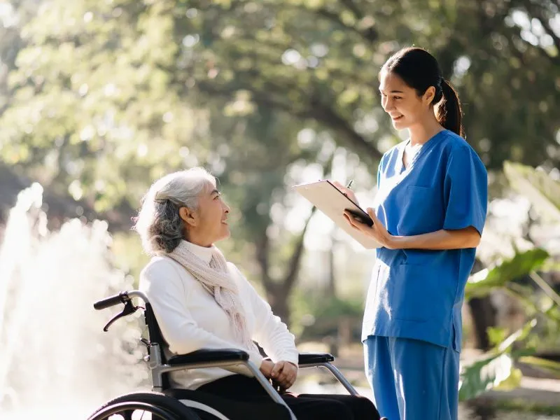 รับบริการรักษาพยาบาล