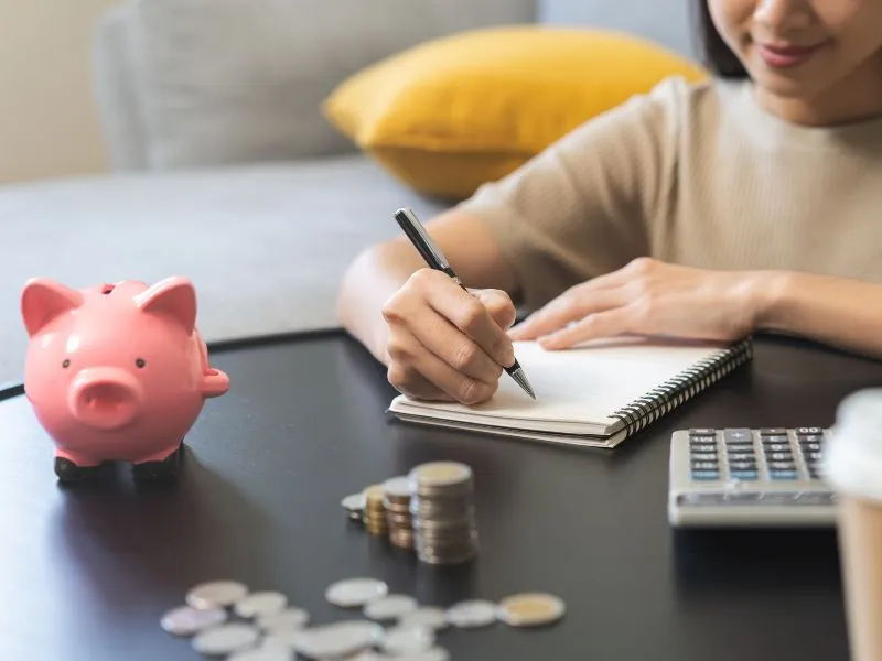 ฐานเงินเดือน