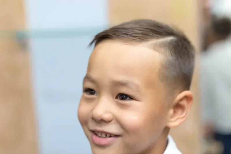 ทรงผมเด็กชายอันเดอร์คัต