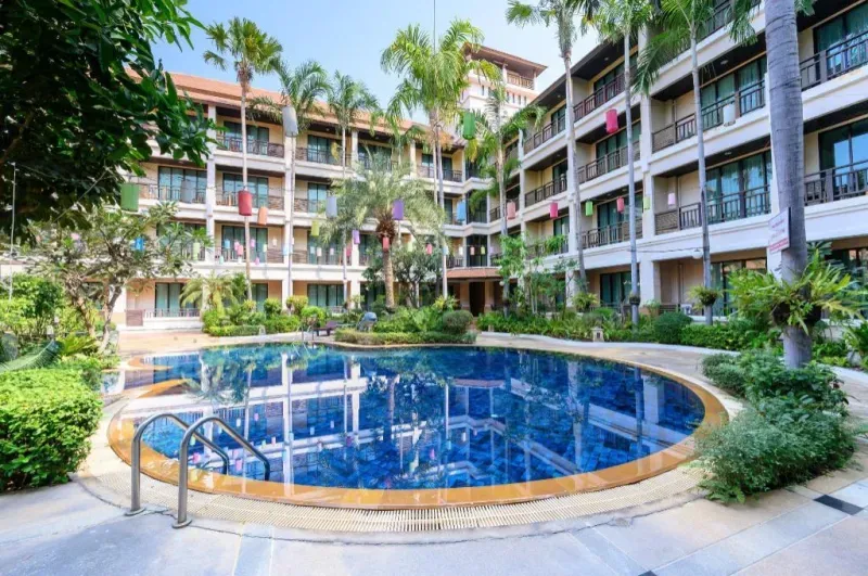 โรงแรมเลอ คาซ่า บางแสน (Le Casa Bang Saen Hotel)