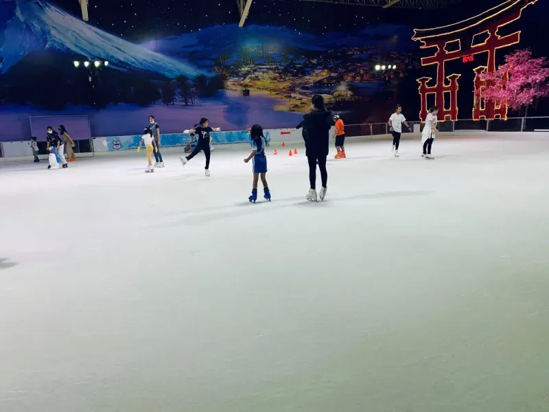 Ice Skate ในกรุงเทพ Ice Skate ในกรุงเทพ