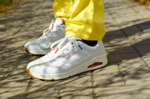 skechers ญี่ปุ่น