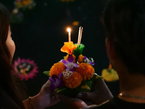 แคปชั่นคนมีคู่ ลอยกระทง แคปชั่นคนมีคู่ ลอยกระทง