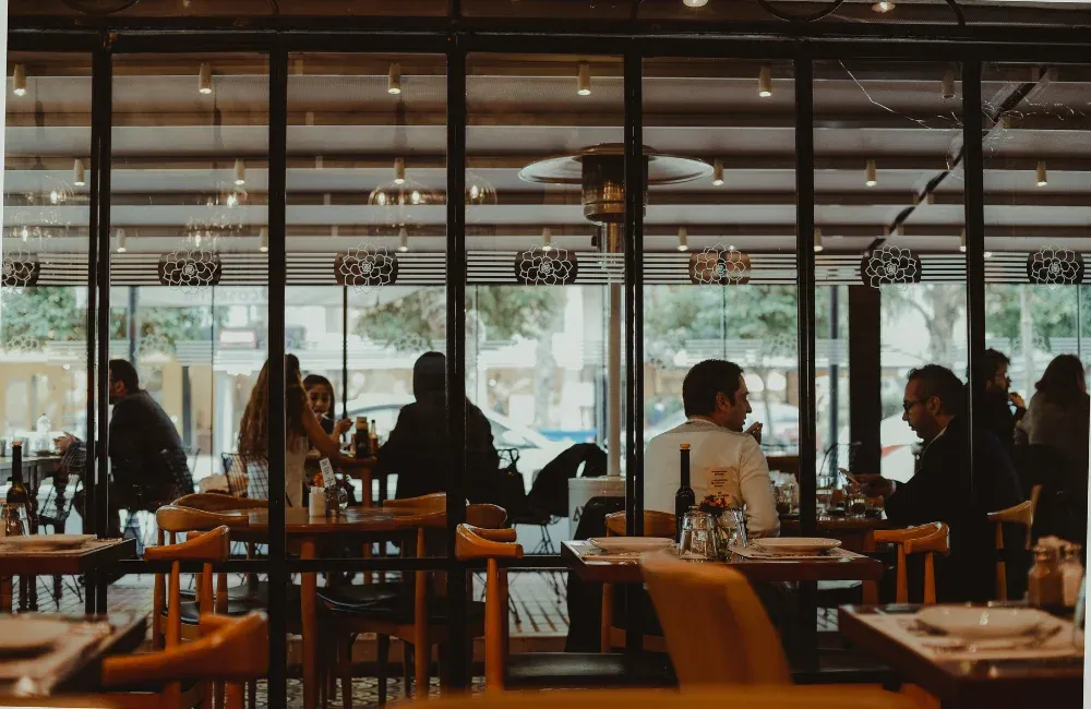 สรุปบทความ แชร์ 6 ไอเดียตกแต่งร้านอาหารให้น่าดึงดูดเพื่อเรียกลูกค้า